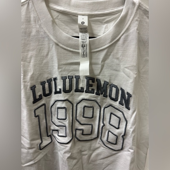 NWT RELAXED FIT COTTON JERSEY TEE - Picture 2 of 2